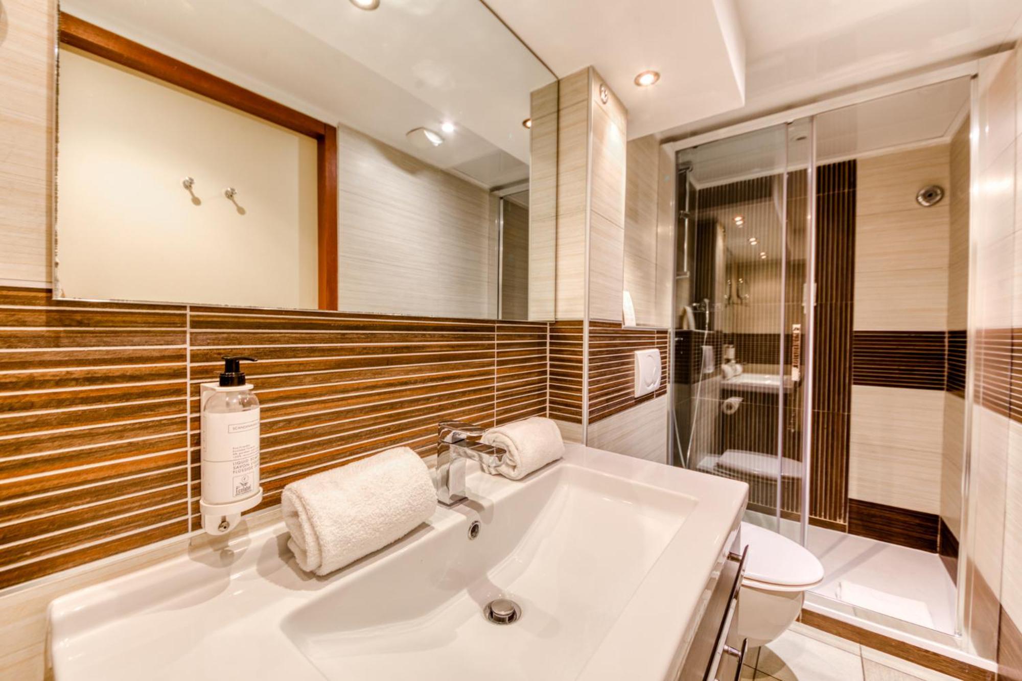 Hotel Villa D'Elsa Juan-les-Pins Ngoại thất bức ảnh