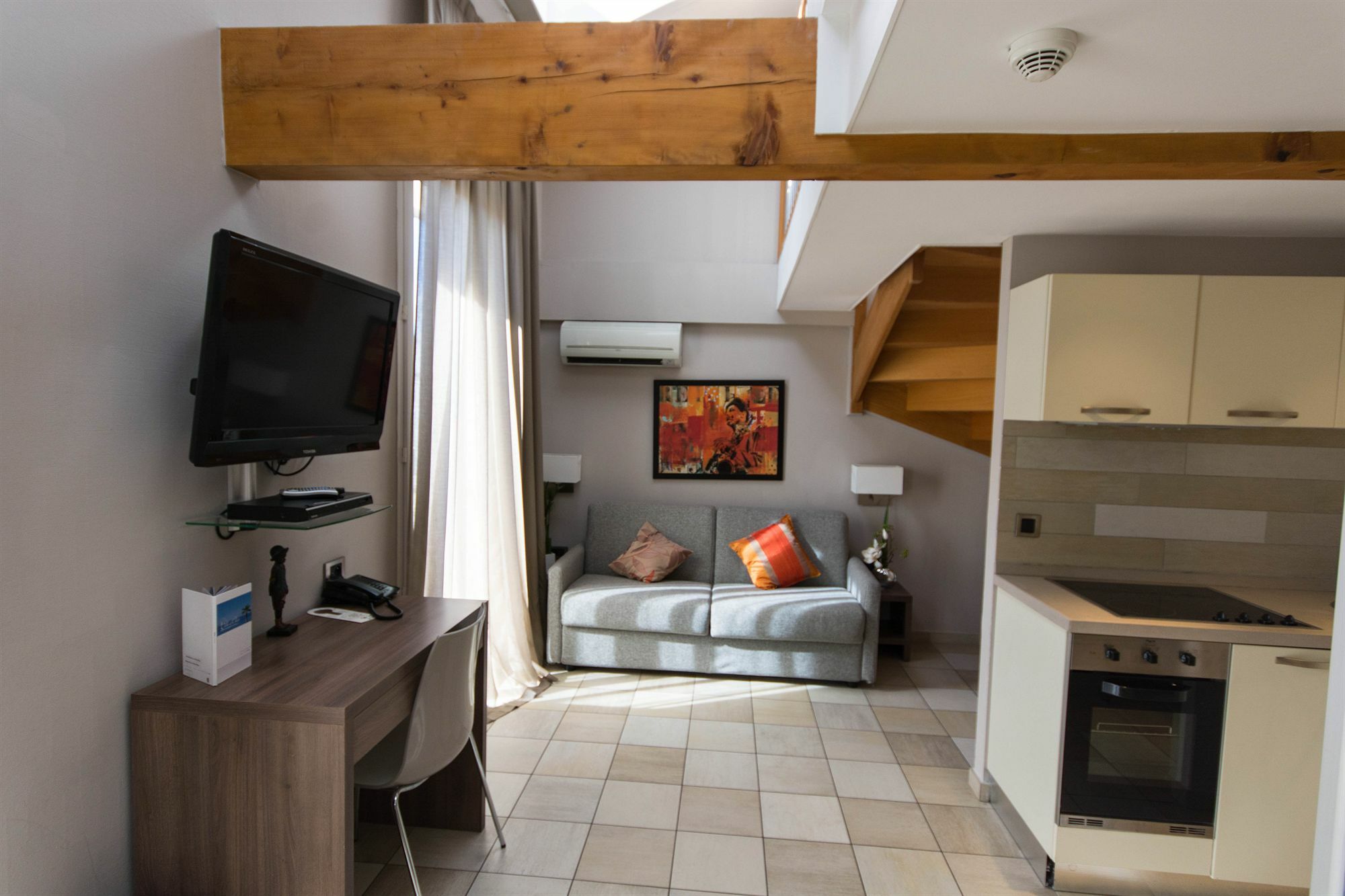 Hotel Villa D'Elsa Juan-les-Pins Ngoại thất bức ảnh