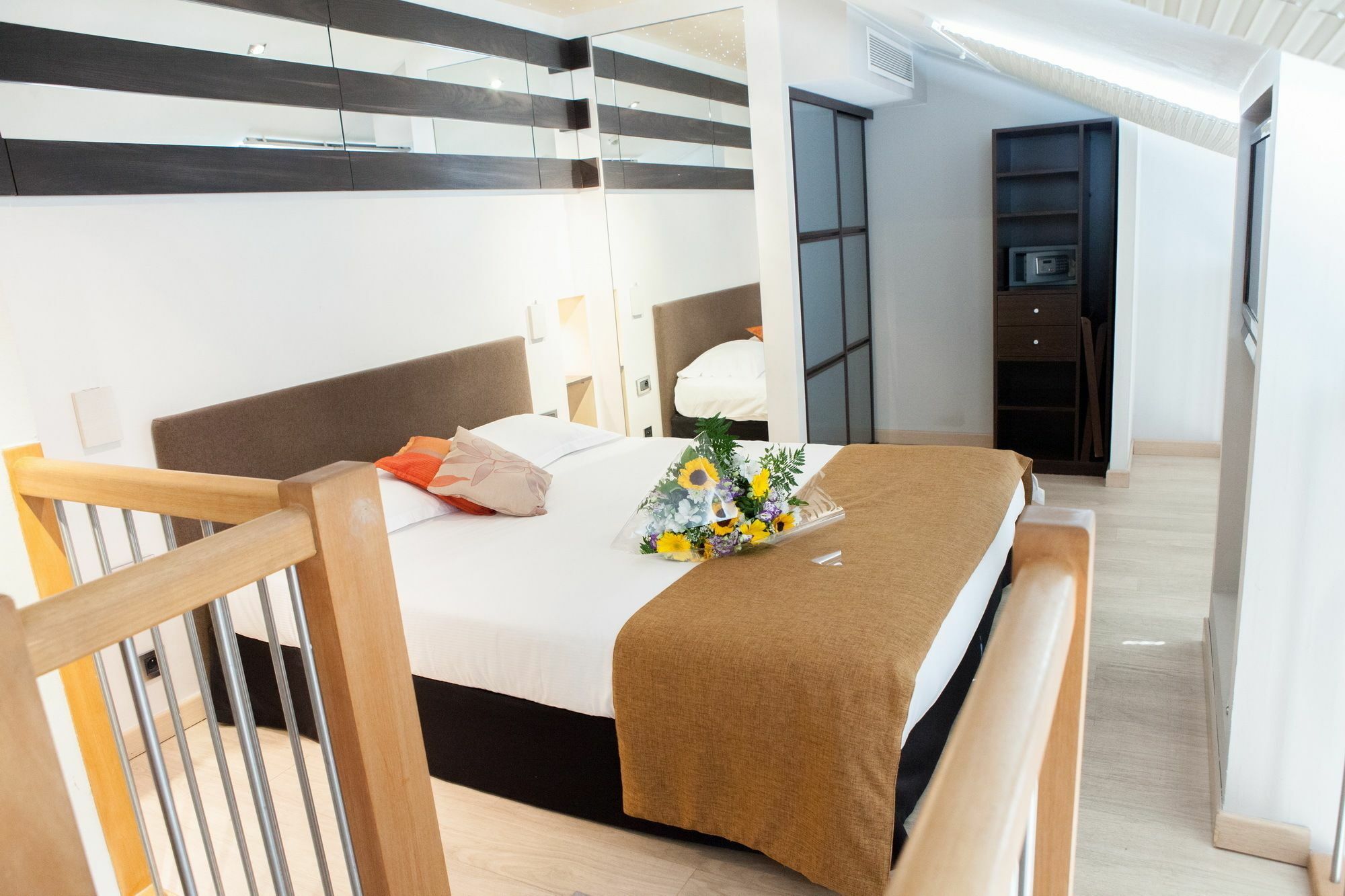Hotel Villa D'Elsa Juan-les-Pins Ngoại thất bức ảnh